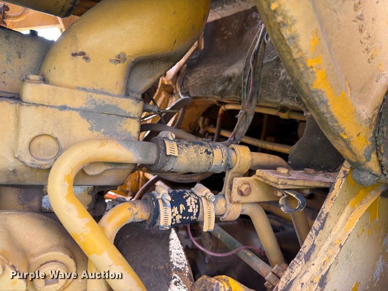image for item EQ8037 Caterpillar 941B track loader