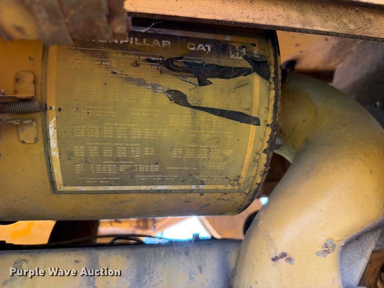 image for item EQ8037 Caterpillar 941B track loader