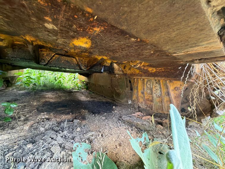 image for item EQ8037 Caterpillar 941B track loader