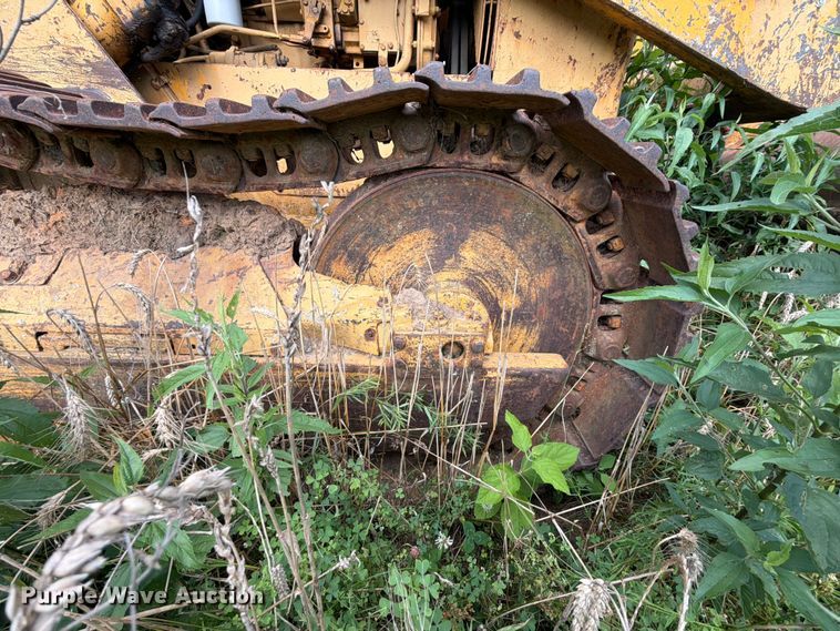 image for item EQ8037 Caterpillar 941B track loader