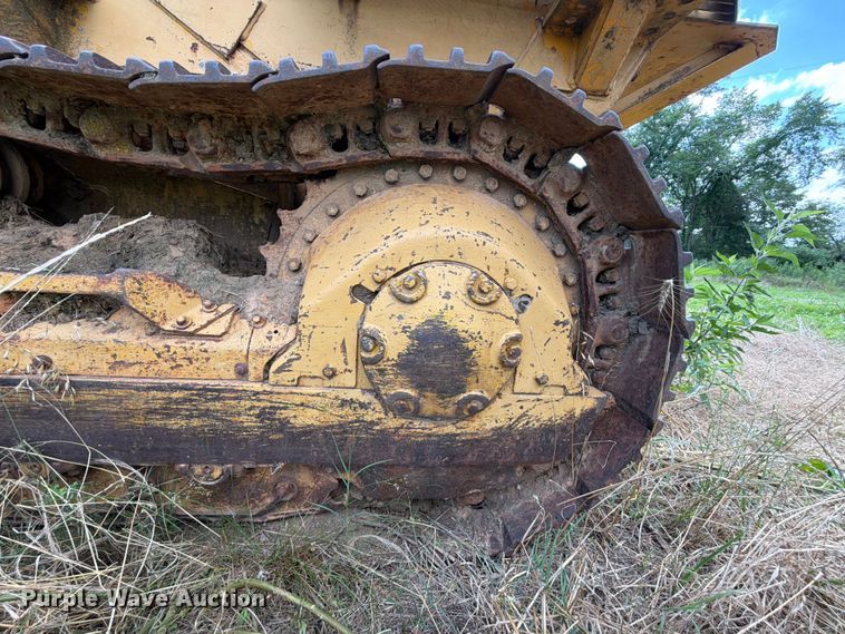 image for item EQ8037 Caterpillar 941B track loader