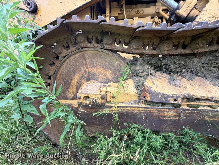 image for item EQ8037 Caterpillar 941B track loader