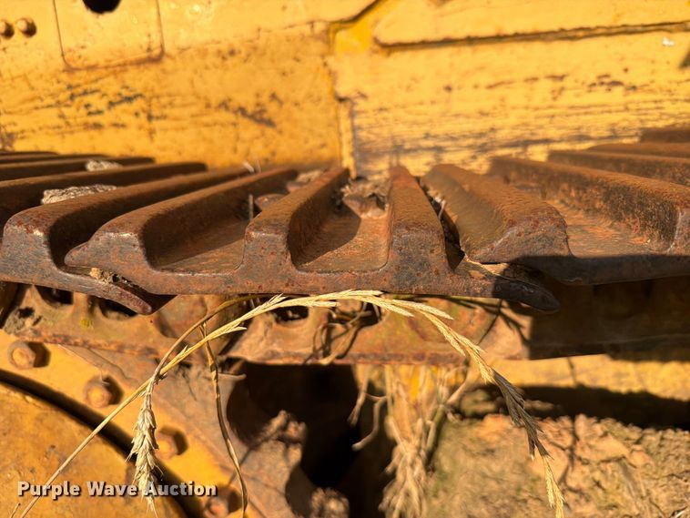 image for item EQ8037 Caterpillar 941B track loader