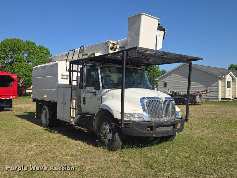 image for item ER1619 2006 International MA025 bucket truck