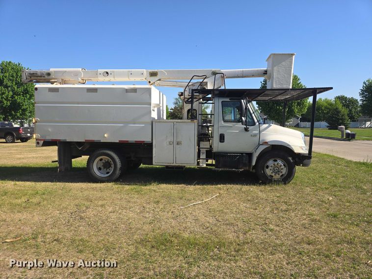 image for item ER1619 2006 International MA025 bucket truck