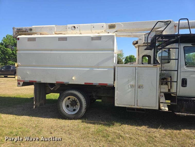 image for item ER1619 2006 International MA025 bucket truck