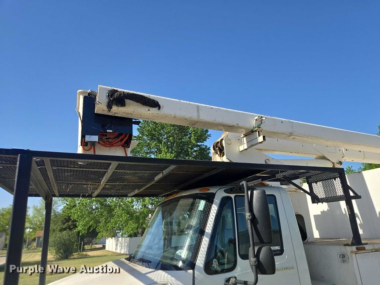 image for item ER1619 2006 International MA025 bucket truck