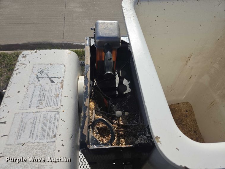 image for item ER1619 2006 International MA025 bucket truck