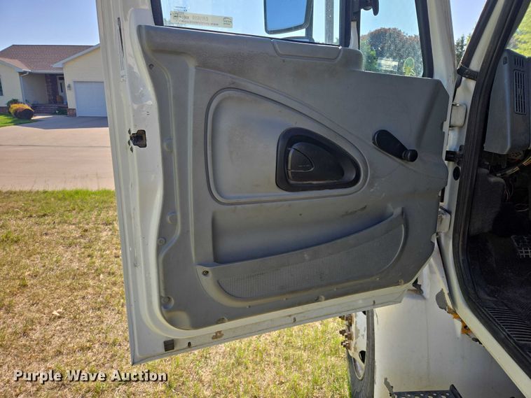 image for item ER1619 2006 International MA025 bucket truck