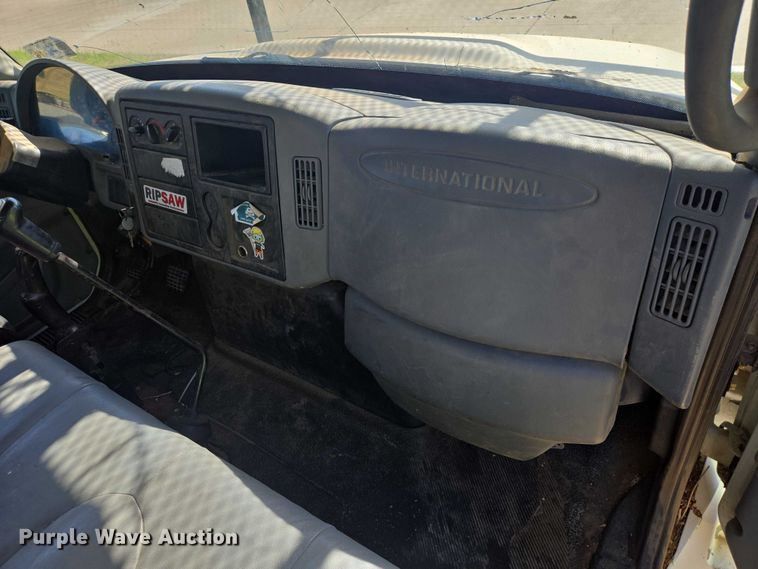 image for item ER1619 2006 International MA025 bucket truck