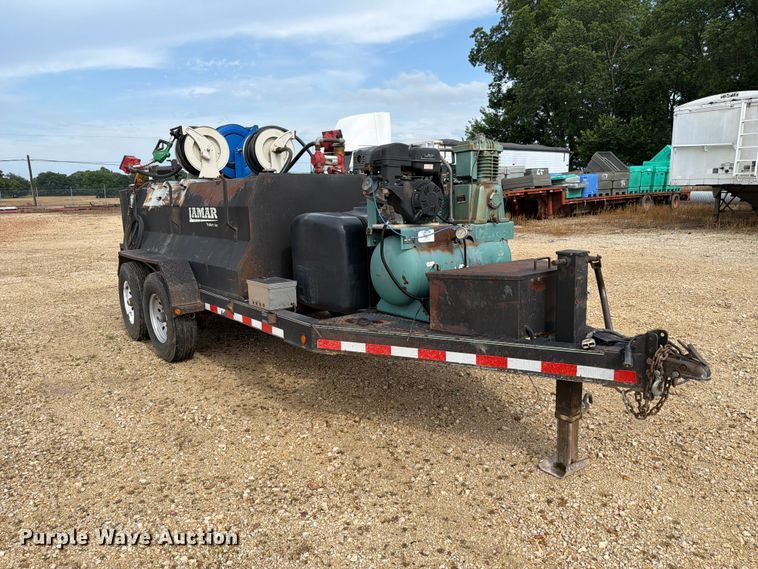 image for item ER3022 2014 Lamar 5RV fuel and lube trailer