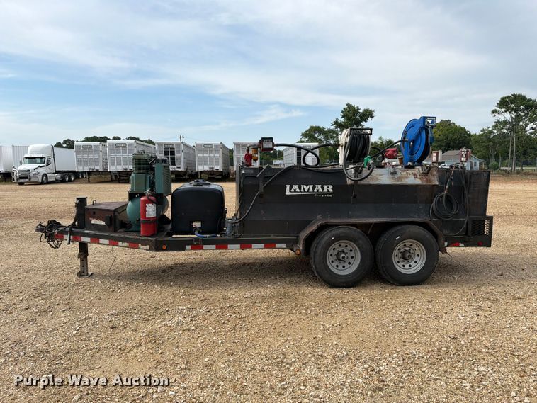 image for item ER3022 2014 Lamar 5RV fuel and lube trailer