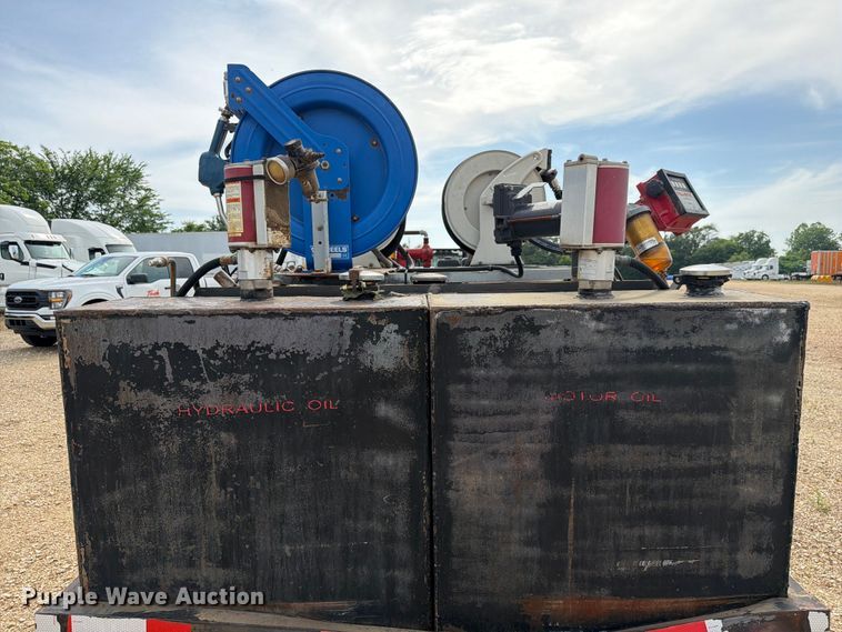 image for item ER3022 2014 Lamar 5RV fuel and lube trailer