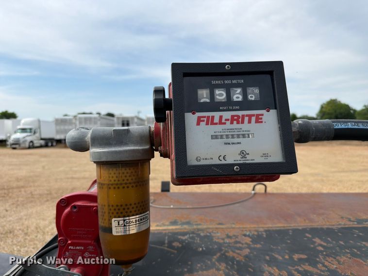 image for item ER3022 2014 Lamar 5RV fuel and lube trailer