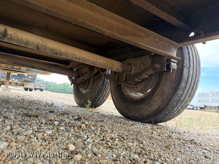 image for item ER3022 2014 Lamar 5RV fuel and lube trailer