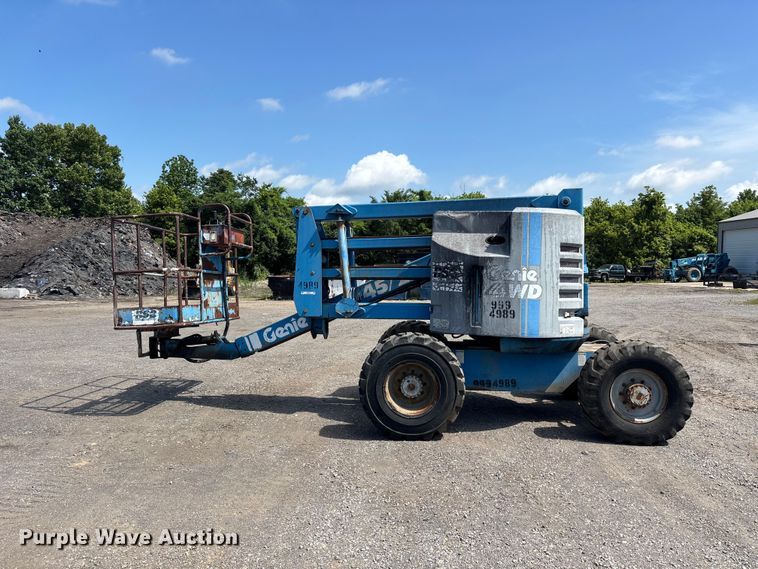 image for item ER3038 1995 Genie Z-45/22 boom lift