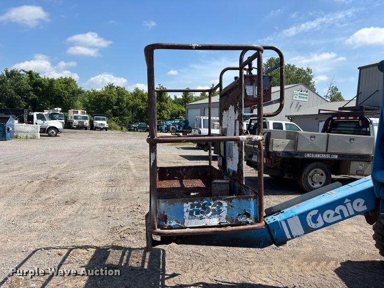 image for item ER3038 1995 Genie Z-45/22 boom lift