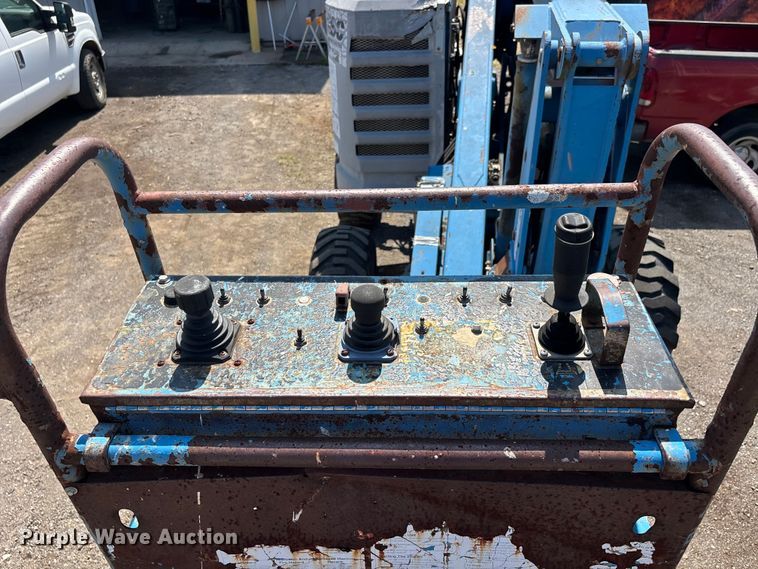 image for item ER3038 1995 Genie Z-45/22 boom lift