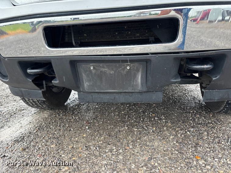 image for item ER3057 2013 GMC Sierra 2500HD Ext. Cab utility bed pickup truck