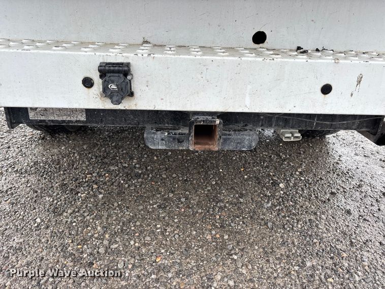 image for item ER3057 2013 GMC Sierra 2500HD Ext. Cab utility bed pickup truck