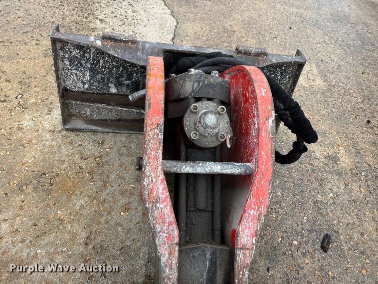 image for item ER3061 Uniram skid steer breaker