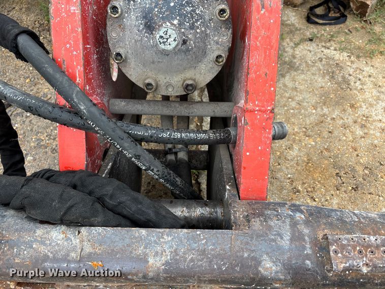 image for item ER3061 Uniram skid steer breaker