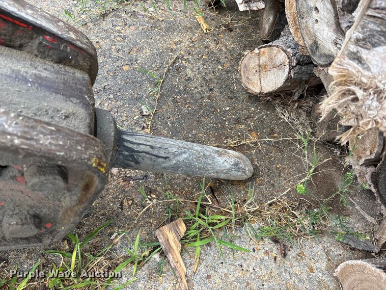 image for item ER3061 Uniram skid steer breaker