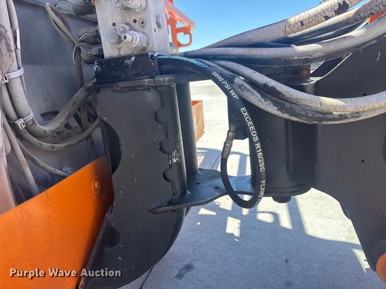 image for item ER7655 2014 JLG 600AJ boom lift