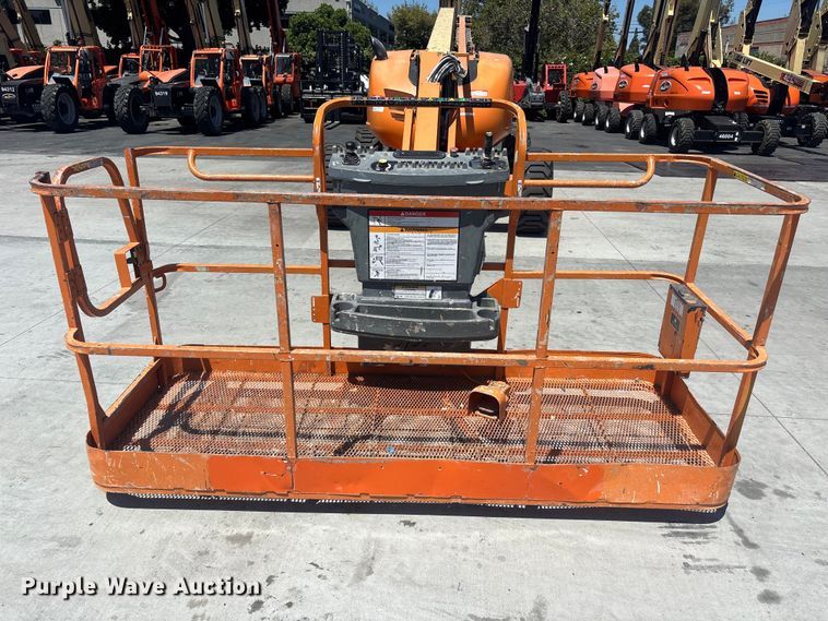image for item ER7655 2014 JLG 600AJ boom lift