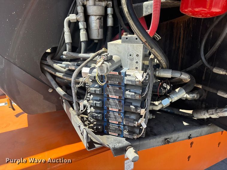 image for item ER7655 2014 JLG 600AJ boom lift