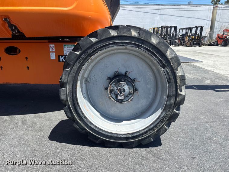 image for item ER7655 2014 JLG 600AJ boom lift