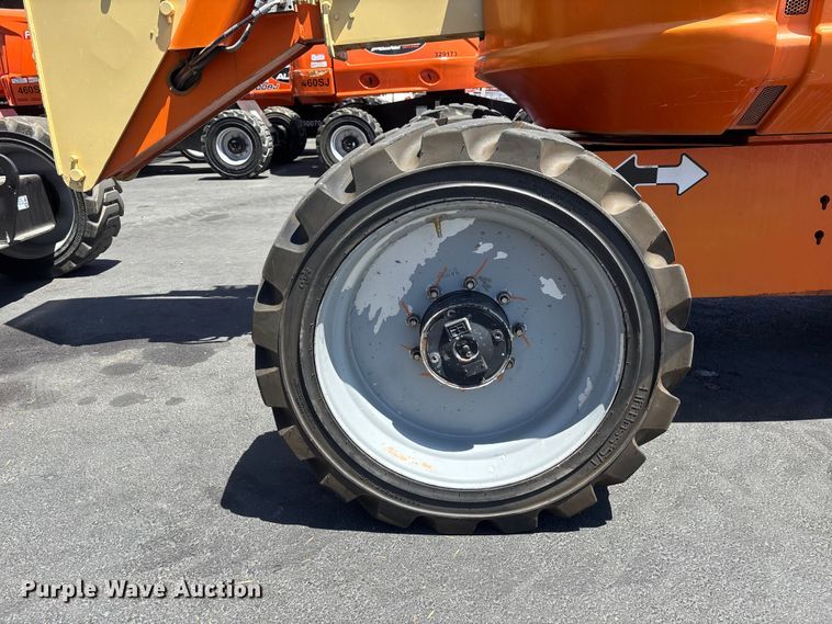 image for item ER7655 2014 JLG 600AJ boom lift