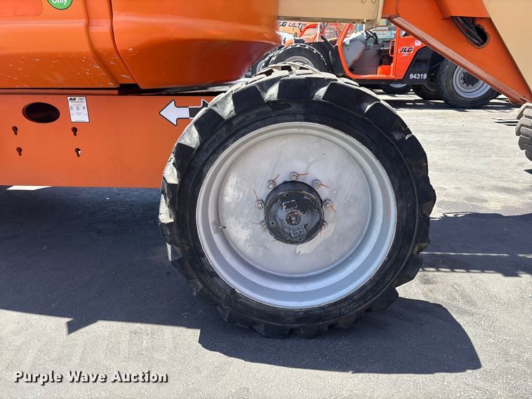 image for item ER7655 2014 JLG 600AJ boom lift