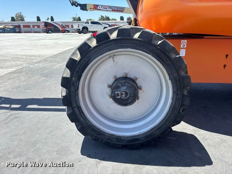 image for item ER7655 2014 JLG 600AJ boom lift