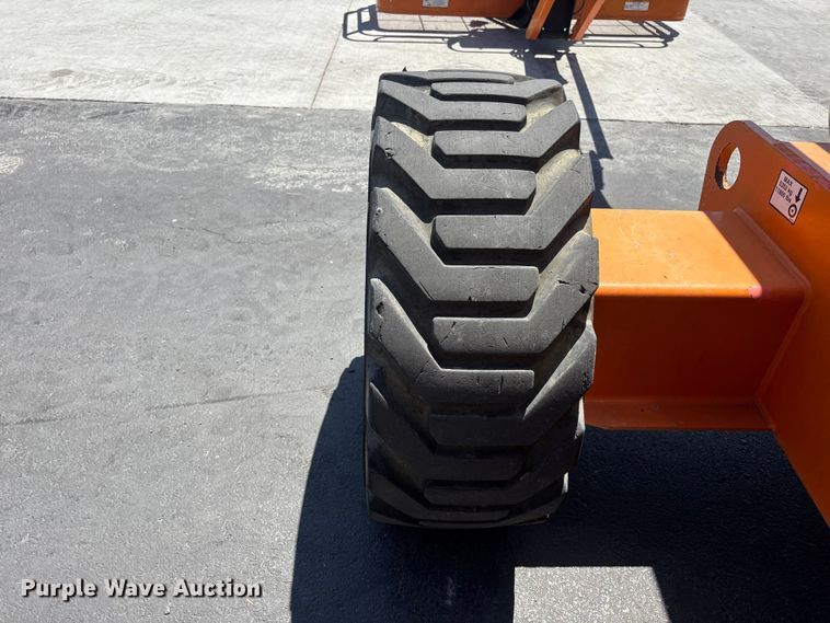 image for item ER7655 2014 JLG 600AJ boom lift