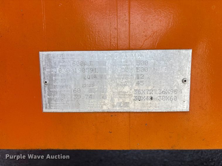 image for item ER7655 2014 JLG 600AJ boom lift