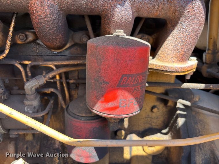 image for item ER7661 1977 Case 580C industrial tractor