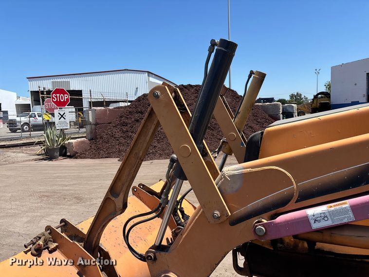 image for item ER7662 2002 Case 570 MXT industrial tractor