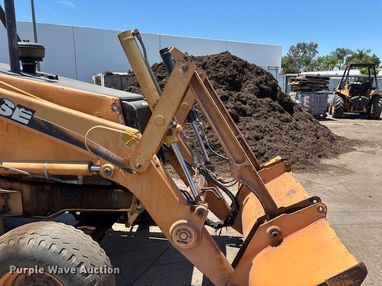image for item ER7662 2002 Case 570 MXT industrial tractor