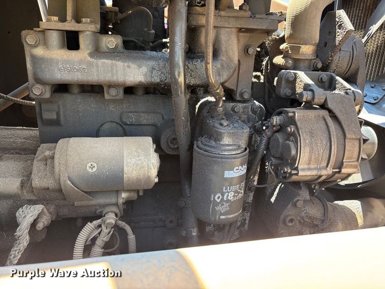 image for item ER7662 2002 Case 570 MXT industrial tractor