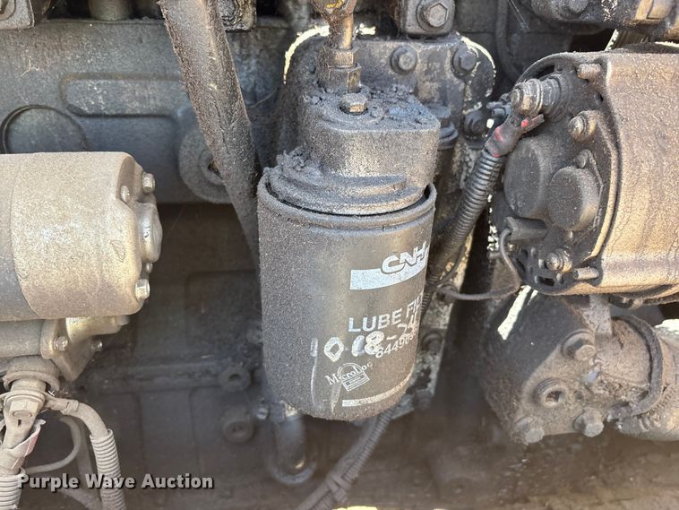 image for item ER7662 2002 Case 570 MXT industrial tractor