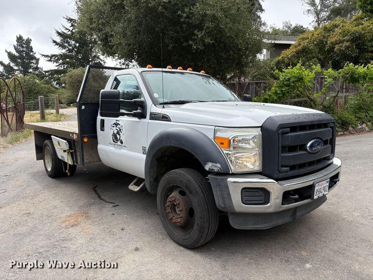 image for item ET0560 2015 Ford F450 Super Duty flatbed truck