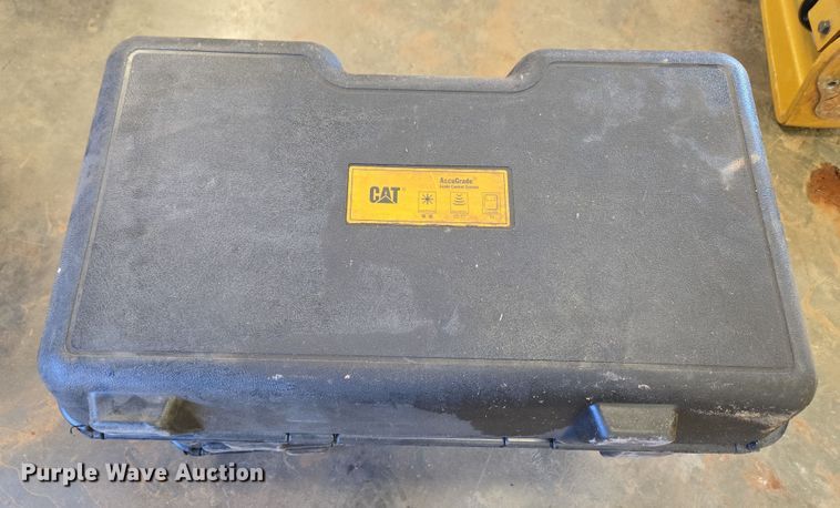 image for item ET1223 (4) Tremble EM400 grade control systems 