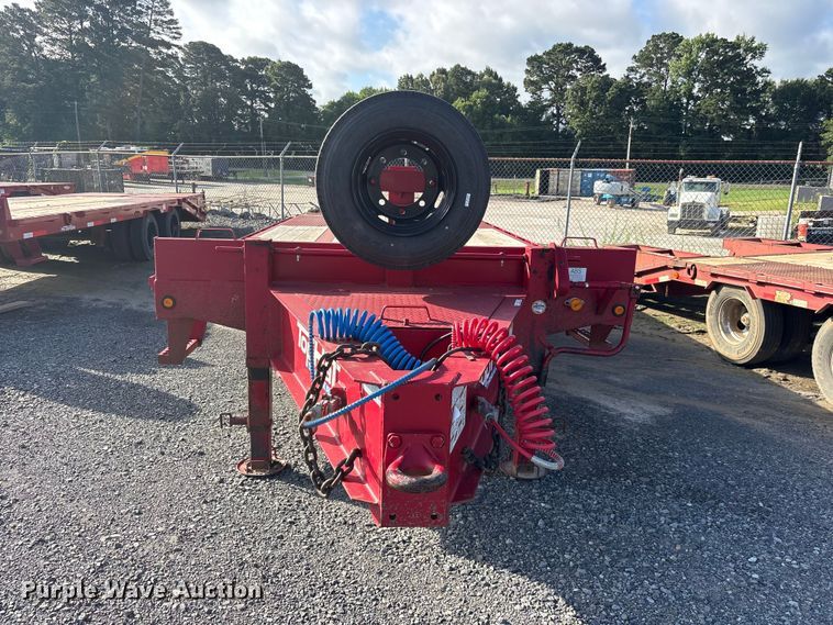 image for item ET2220 2024 Top Hat Industries PN300-25X102-30A-L equipment trailer
