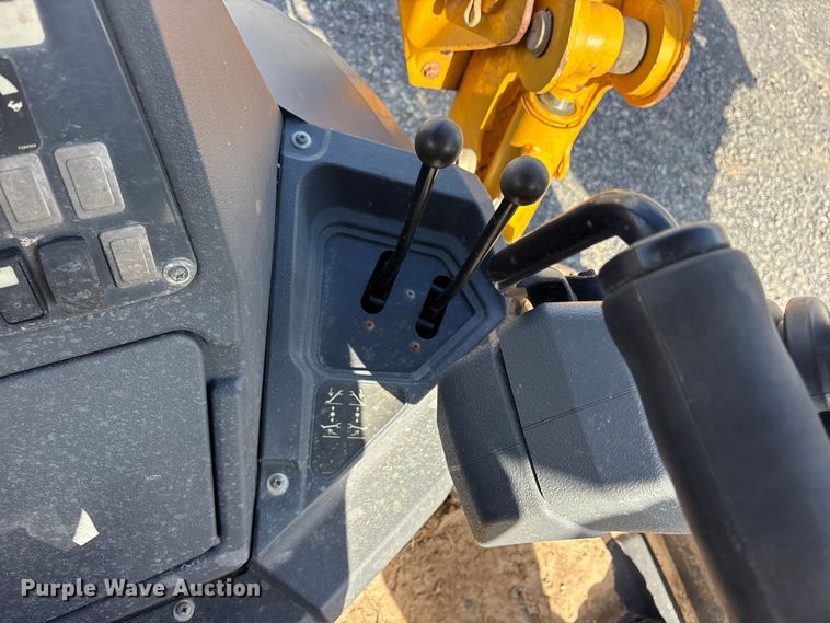 image for item ET2223 2021 John Deere 310LX backhoe