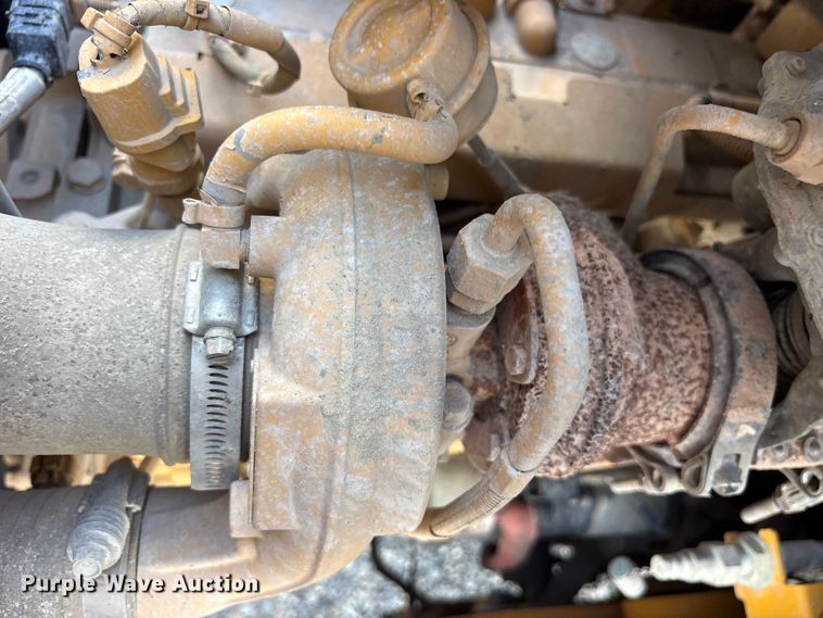 image for item ET2223 2021 John Deere 310LX backhoe