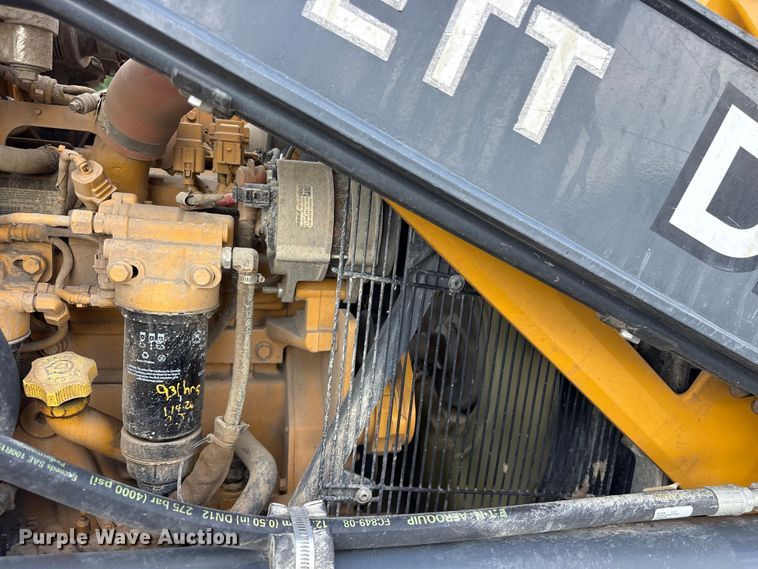 image for item ET2223 2021 John Deere 310LX backhoe