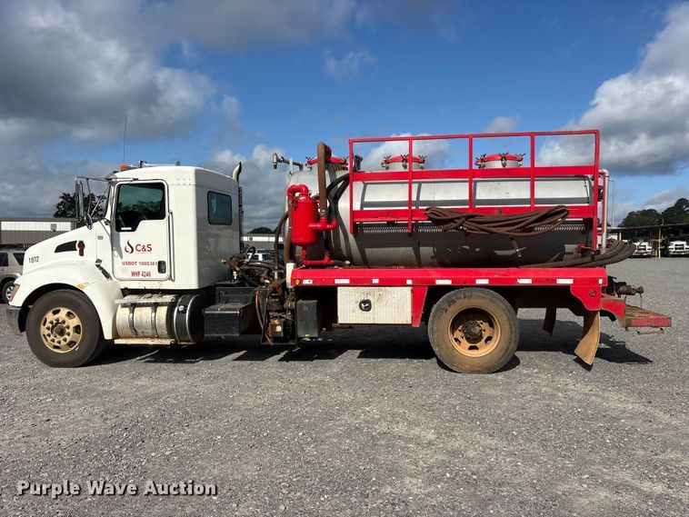 image for item ET2224 2017 Kenworth T370 vacuum truck
