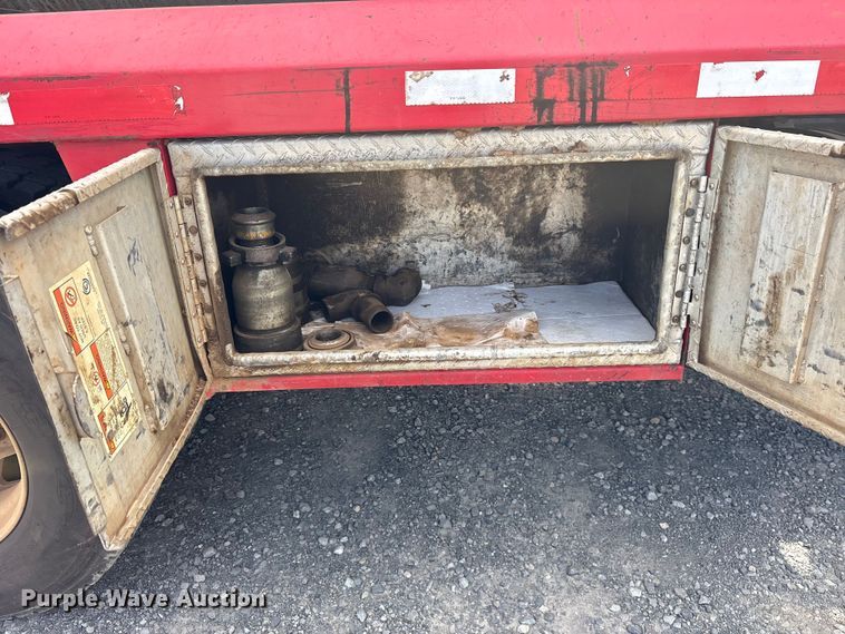 image for item ET2224 2017 Kenworth T370 vacuum truck