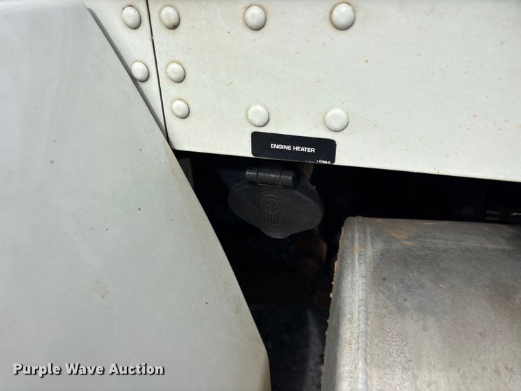 image for item ET2224 2017 Kenworth T370 vacuum truck